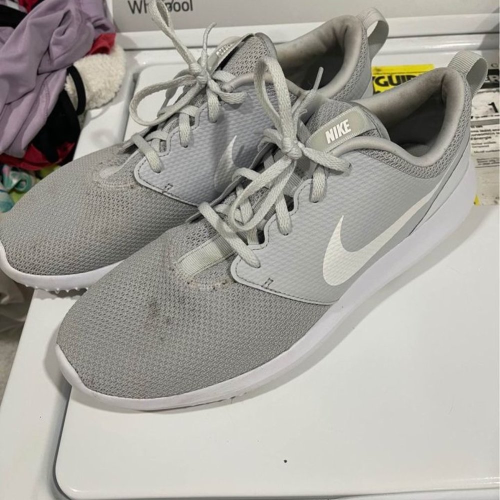 Nike Roshe Golf Shoes Size 11.5